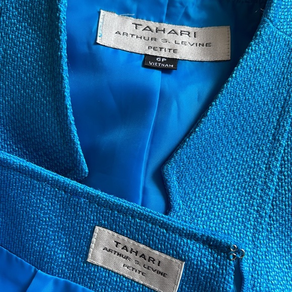 TAHARI | Jacket and skirt suit - Picture 11 of 14